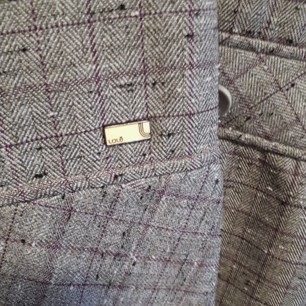 Lole Grey Coat with Purple Accents - Picture 11 of 16